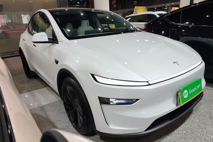 Used Tesla Model Y 2025 Rear-Wheel-Drive Version Exterior 1