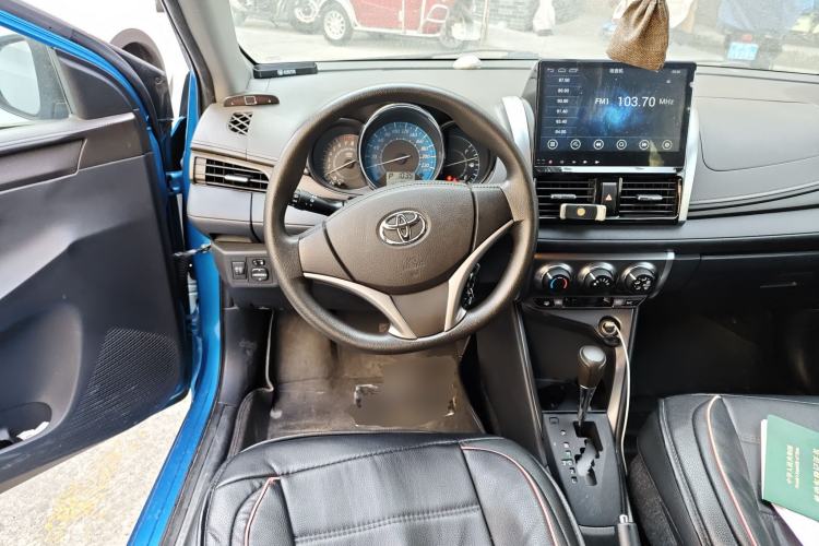 Used Toyota YARiS L Zhi Xuan 2015 1.5E Automatic Charm Edition
