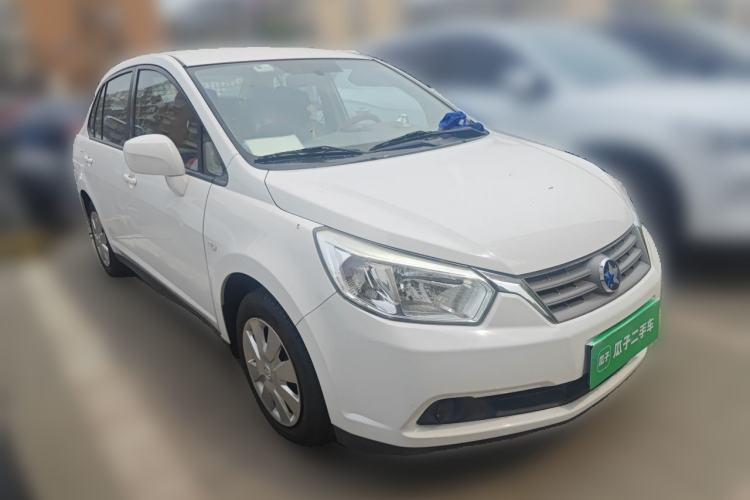 Used Venucia D50 2013 1.6L Manual Fashion Edition
