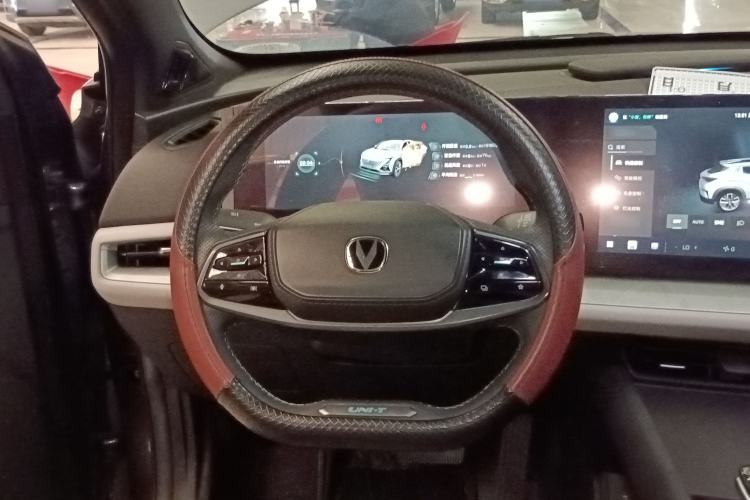 Used CHANGAN UNI-T 2023 Second-Generation 1.5T Prestige Model Steering Wheel