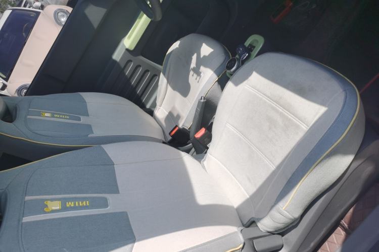 Used Geely Galaxy Panda 2023 Panda Mini 200km Endurance Bear Right Front Seat