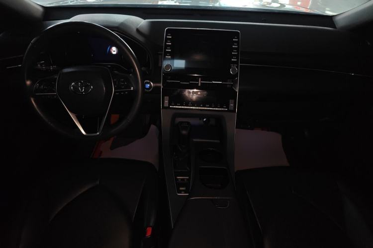 Used Toyota Avalon 2019 2.0L XLE Premium Edition China VI