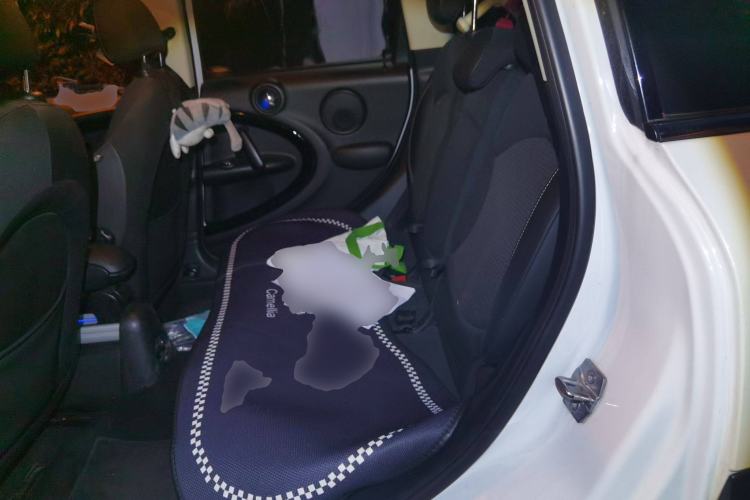 Used MINI Countryman 2013 1.6T COOPER ALL4 Fun Left Rear Seat