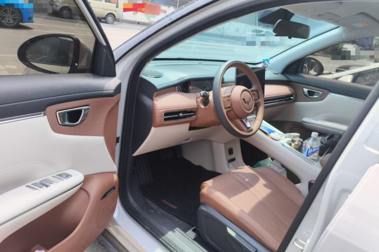 Used Wuling Bingo S 2025 Model 430km Deluxe Edition
