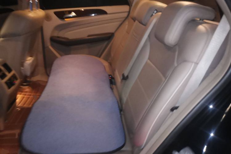 Used Mercedes-Benz M-Class 2012 ML 350 Luxury Edition Left Rear Seat