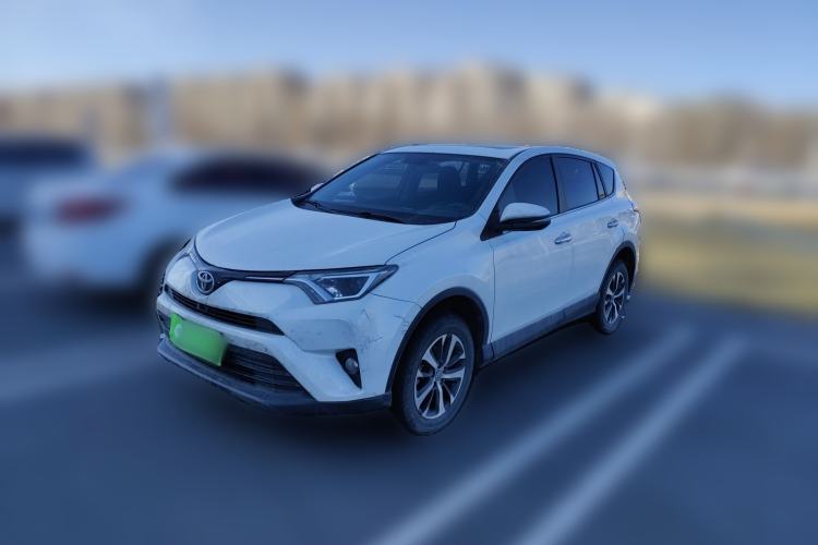 Used Toyota RAV4 2018 2.0L CVT Two-Wheel Drive Fashion X Edition
