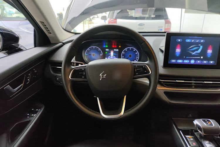 Used Hongqi E-QM5 2023 Revised Version Basic Travel Edition