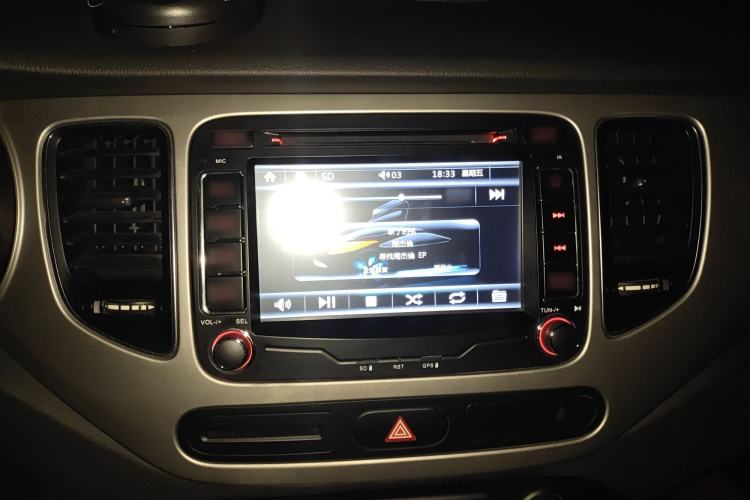 Used Kia Carens 2013 2.0L 5-Seater Automatic Standard Version China IV Standard