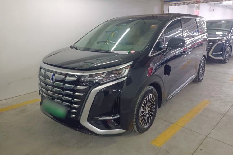 Used Denza D9 2022 DM-i 970 Four-Wheel Drive Prestige Model
