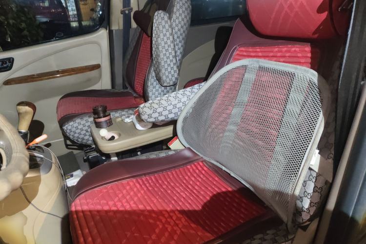 Used Foton Scenic G5 2019 2.0L New Express 7-Seater 1TZ
