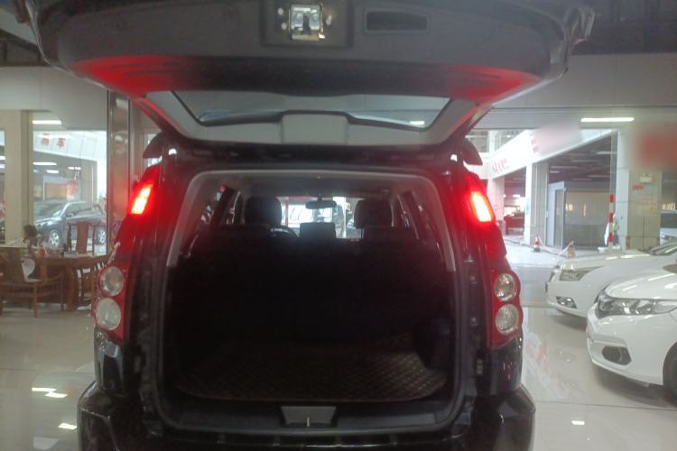 Used Haval H5 Classic 2015 2.0L Manual Two-Wheel Drive Entry-Level Trim