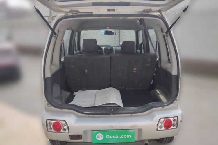 Used Suzuki Wagon R 2015 1.4L Manual All-Around Upgrade Version