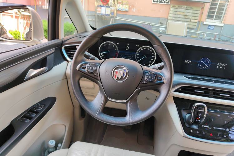 Used Buick GL8 2022 ES Landtrek 653T Comfort Edition