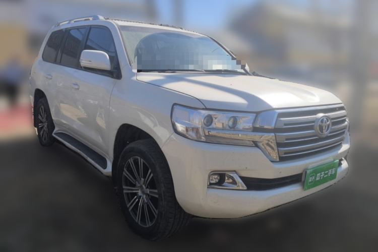 Used Toyota Land Cruiser  Front Right 45 Deg