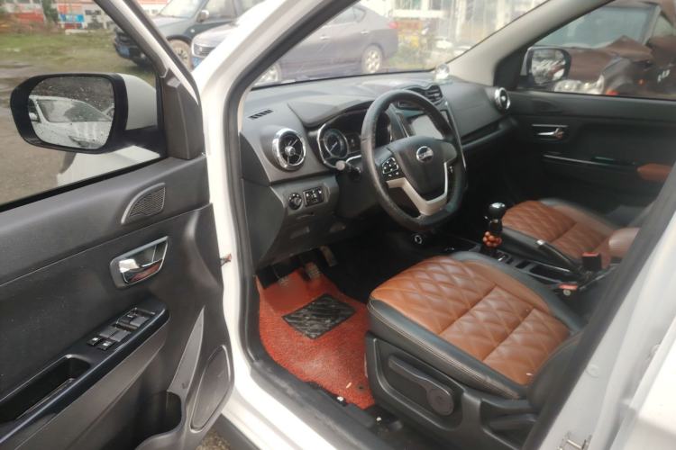 Used SWM X3 2017 1.5T Manual Fashion Model