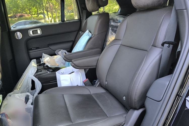 Used Li Auto L8 2023 Air model
