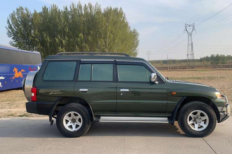 Used Leopaard Q6 2015 2.4L Manual 4x4 Excellence Edition