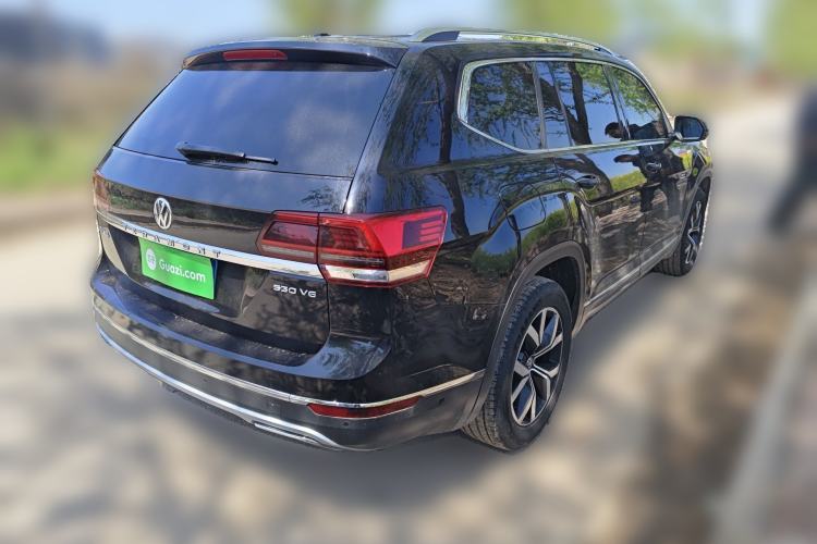 Used Volkswagen Teramont 2017 530 V6 Four-Wheel Drive Luxury Edition Rear Right 45 Deg