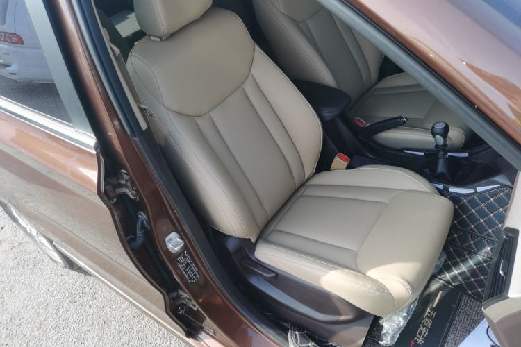 Used Wuling Hongguang 2021 1.5L Facelifted S Comfort Version with Electric Power Steering LAR Right Front Seat