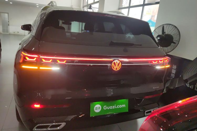 Used Volkswagen Tavendor 2023 380TSI Four-Wheel Drive R-Line Cruise Edition
