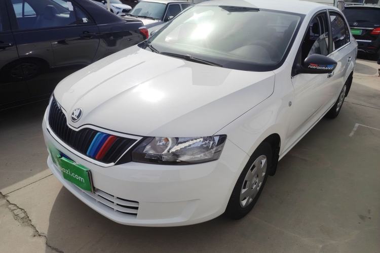 Used Skoda Rapid 2016 1.6L Manual Front-Wheel-Drive Version
