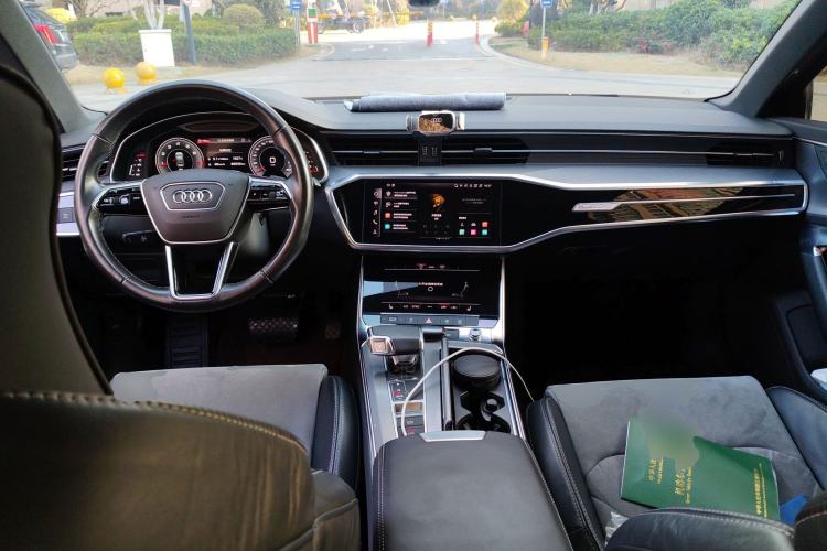 Used Audi A6L 2022 45 TFSI quattro Prestige Dynamic Edition Center Console