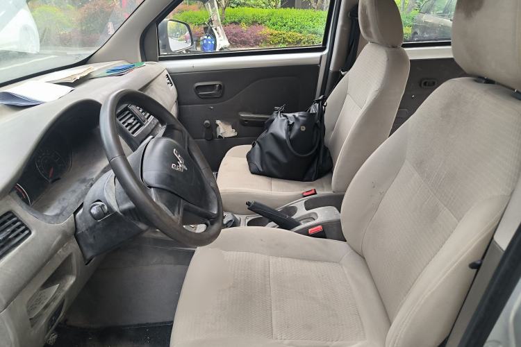 Used Wuling Rongguang V 2019 1.5L Van - Utility Model
