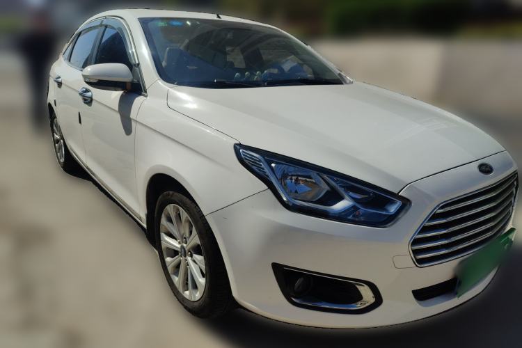 Used Ford Escort 2015 1.5L Manual Fashion Edition
