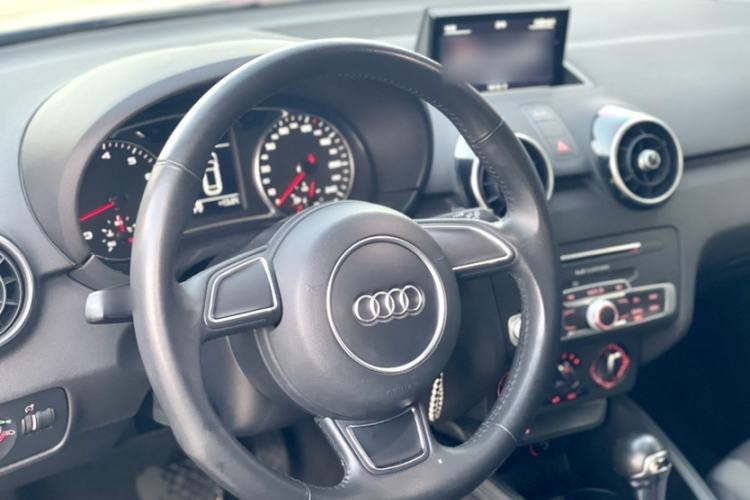 Used Audi A1 2016 30 TFSI Sportback Design Fashion Edition
