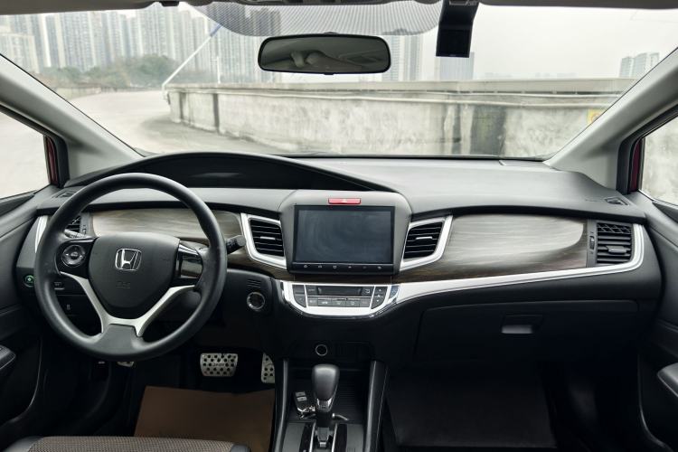 Used Honda Jade 2017 1.8L automatic Comfort version 5 seats