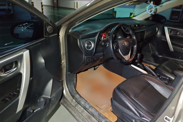 Used Toyota Corolla 2017 Revised Version 1.2T S-CVT GL-i Leather Edition Driver Seat