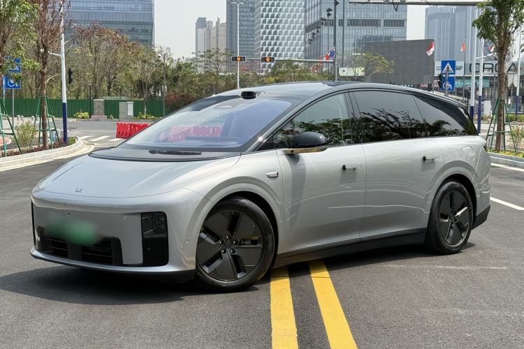 Used Li Auto i8 2025 Model Standard Version