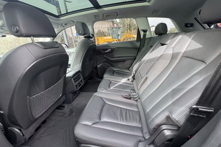 Used Audi Q7 2020 55 TFSI quattro S line sports model