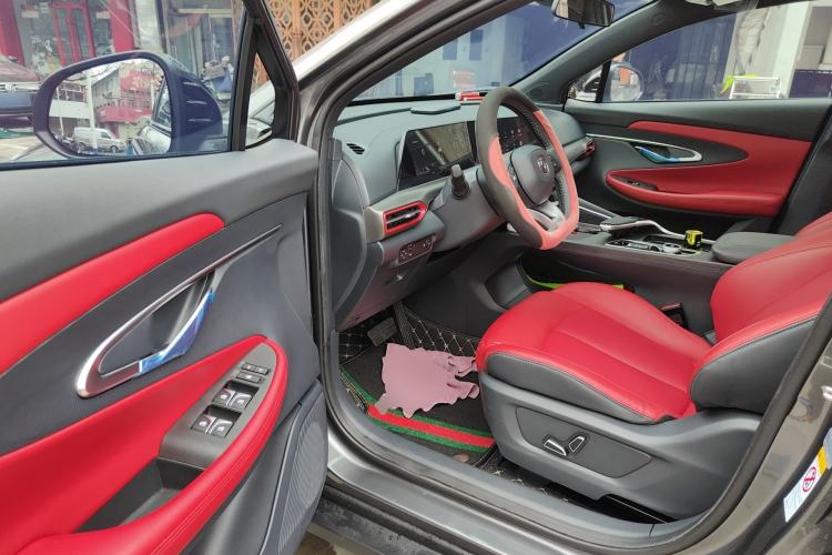 Used CHANGAN UNI-T 2020 1.5T Prestige Version