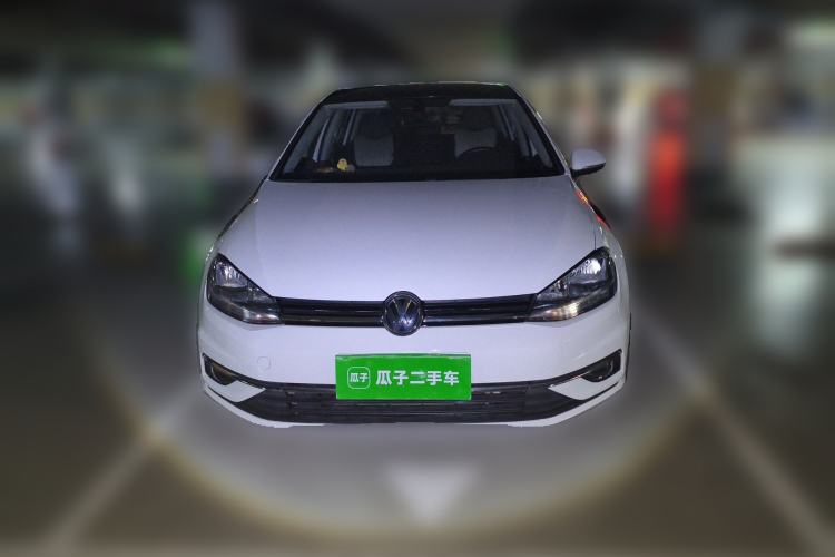 Used Volkswagen Golf 2018 230TSI Automatic Luxury Version
