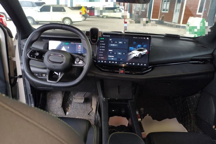 Used Lynk & Co 06 2025 Renew 1.5T Pro Center Console