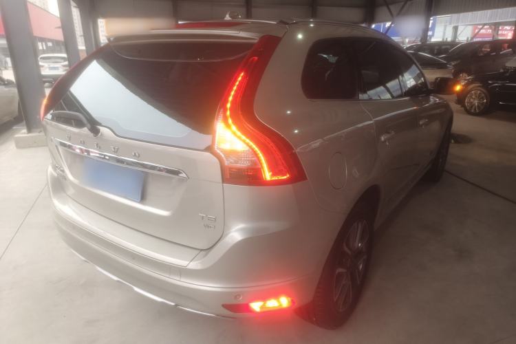 Used Volvo XC60 2017 T5 AWD Smart Upgrade Edition