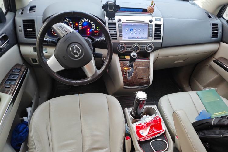 Used Mazda 8 2013 2.5L Deluxe Edition
