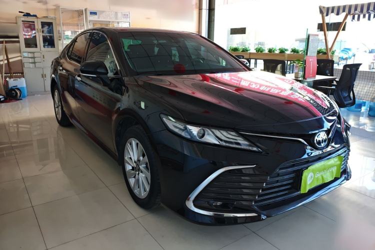 Used Toyota Camry 2021 2.0G Luxury Edition
