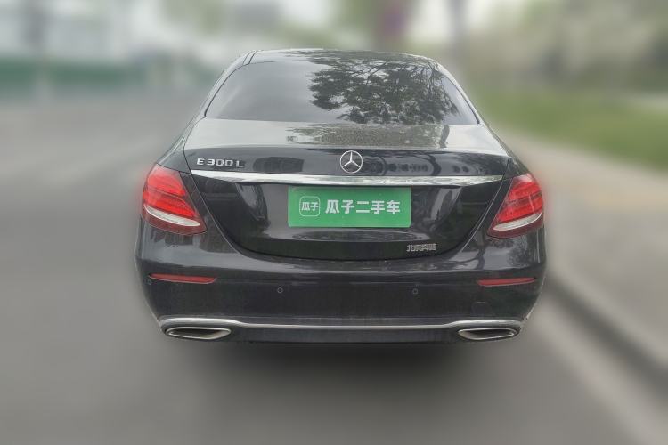 Used Mercedes-Benz E-Class 2018 Facelift E 300 L Luxury Edition