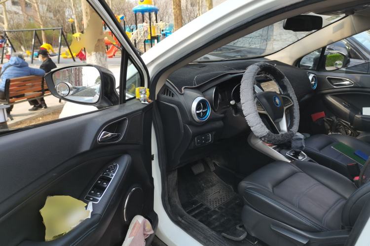 Used BYD Yuan New Energy 2018 EV360 Smart Connected Cool Model
