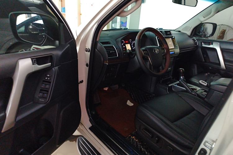 Used Toyota Prado 2018 3.5L Automatic TX
