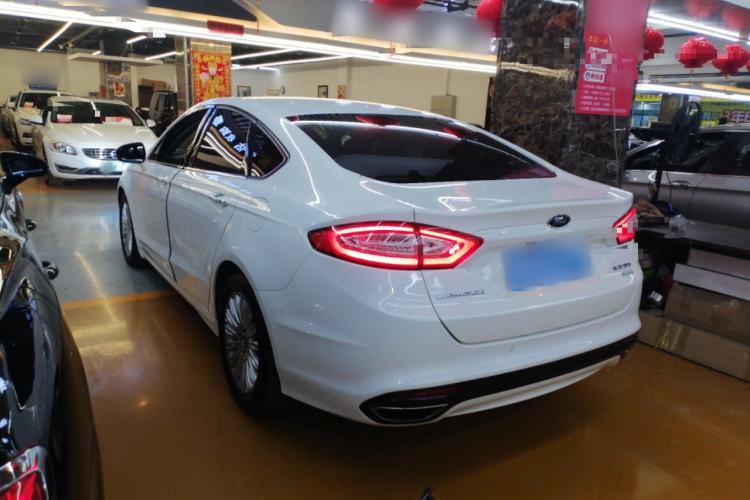 Used Ford Mondeo 2013 2.0L GTDi 200 Fashion Edition Rear Left 45 Deg