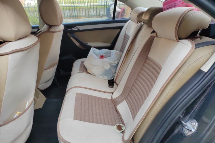 Used Volkswagen Jetta 2013 1.6L Manual Comfort Model