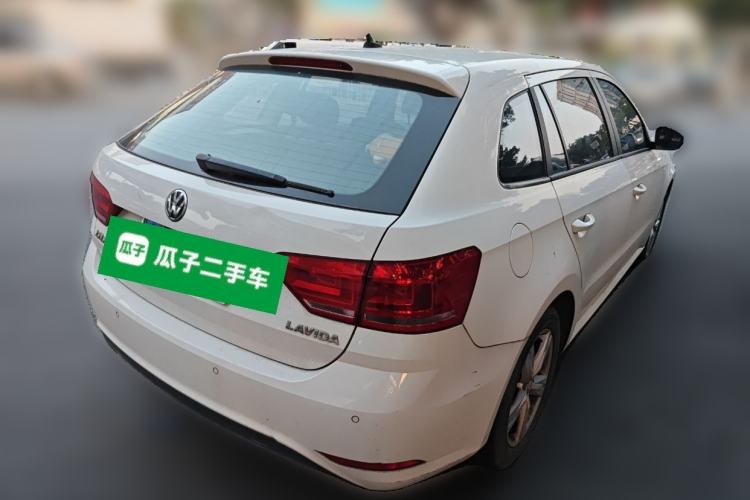 Used Volkswagen Gran Lavida 2017 1.6L Automatic Fashion Edition
