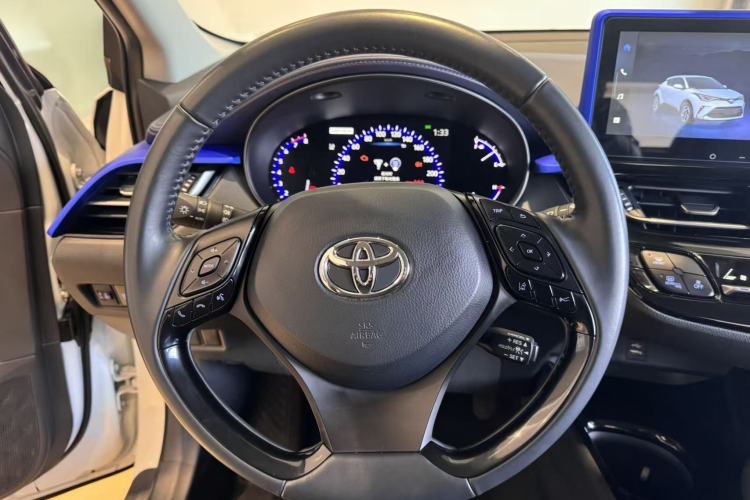 Used Toyota C-HR 2023 2.0L Luxury Edition
