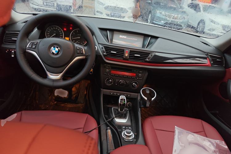 Used BMW X1 2015 sDrive18i Fashion Upgrade Edition Center Console