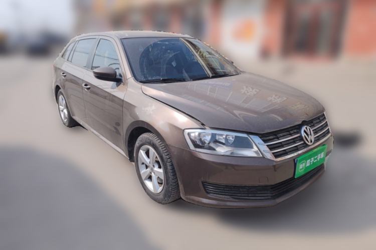 Used Volkswagen Gran Lavida 2014 1.6L Automatic Sport Edition
