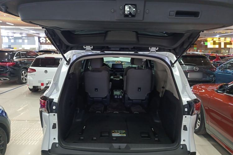 Used Toyota SIENNA 2023 2.5L Hybrid Comfort Edition Trunk