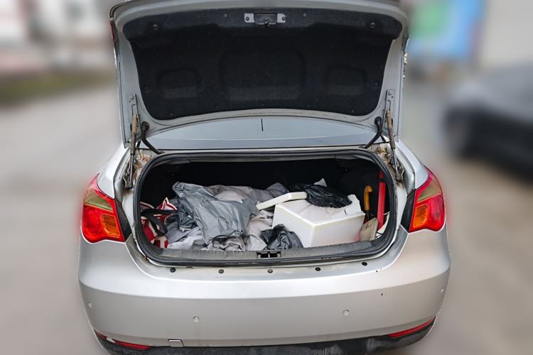 Used Roewe 550 2012 550S 1.8L Automatic Start Prestige Edition
